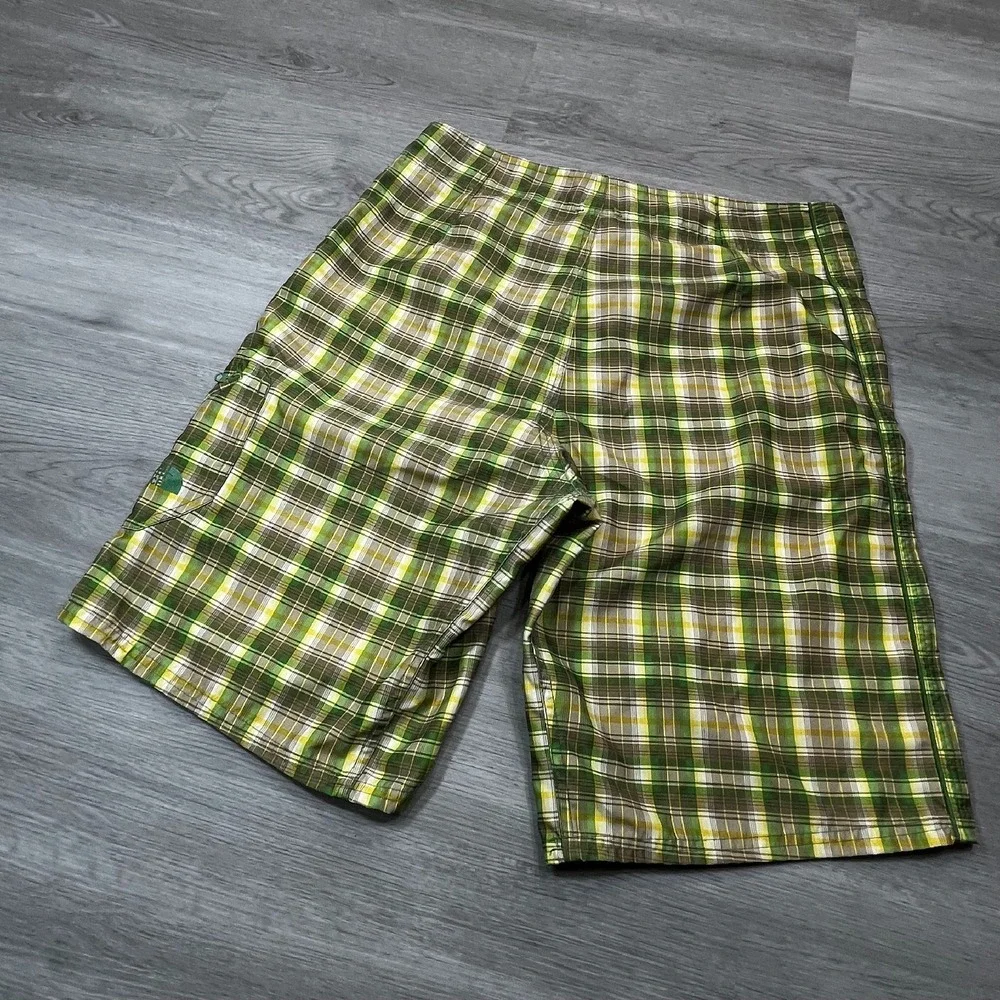 The North Face Quick Dry‎ Mens Board Shorts Size 32 Plaid Green Yellow